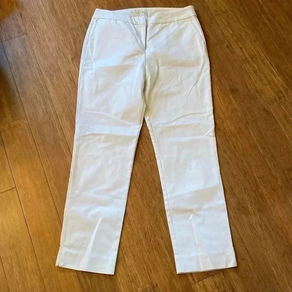 Boden Women’s white straight left cotton pants (3% elastins) - Sz 8